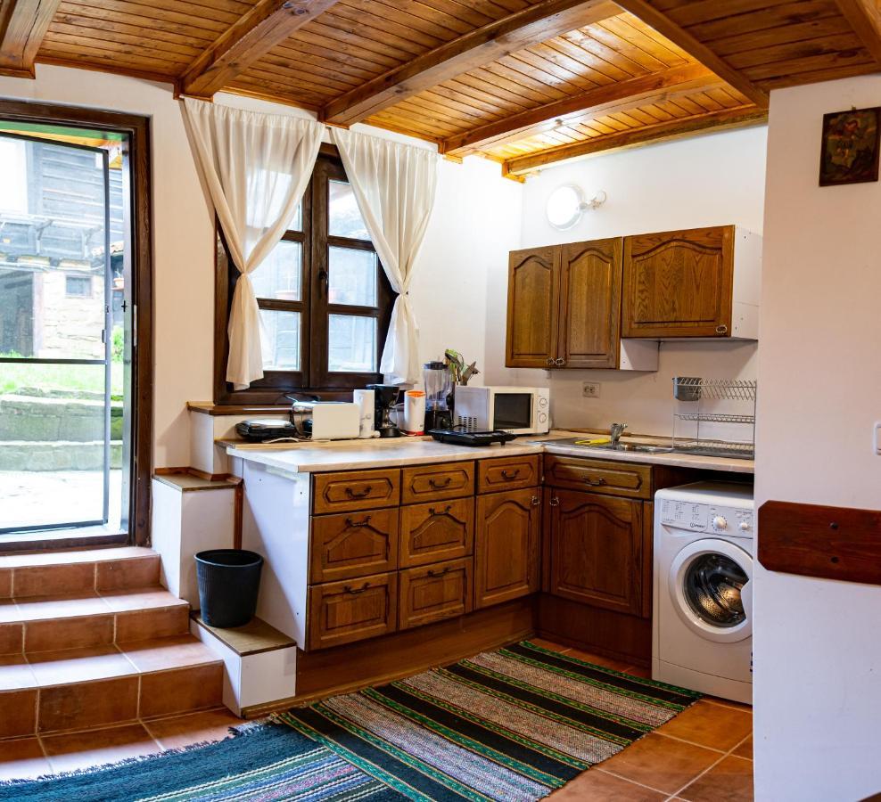 Razsukanova House , Разсукановата Къща エレナ エクステリア 写真